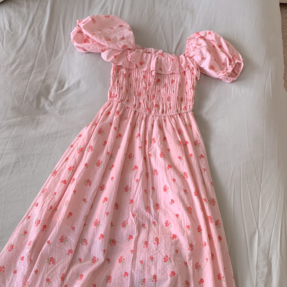 Pink floral puff sleeve dress